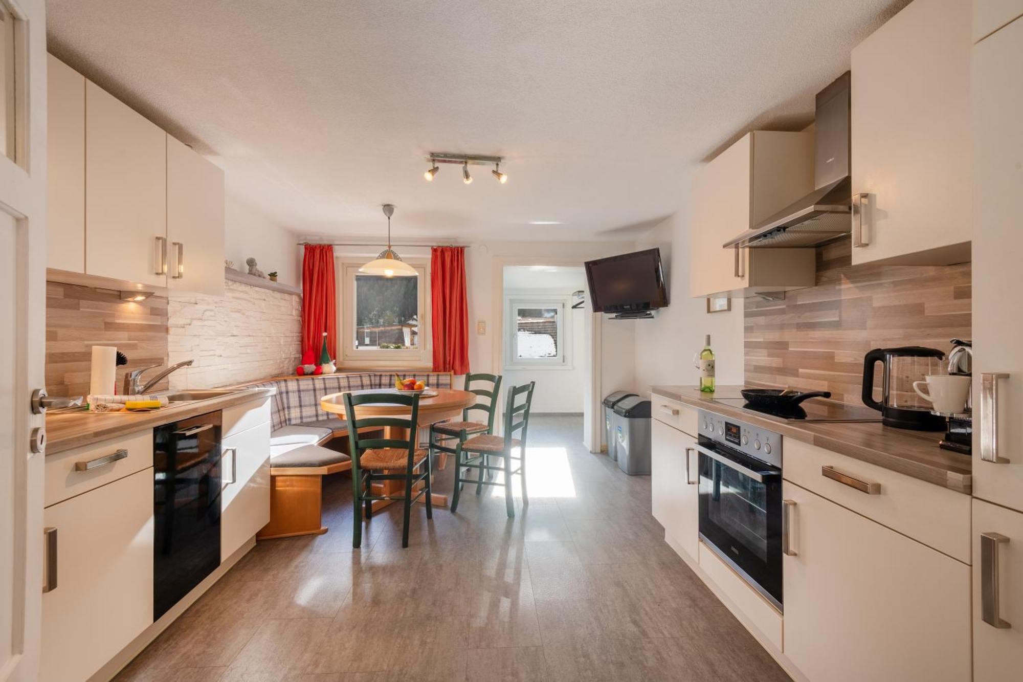 Apartmenthaus Ehrenberg Ehenbichl Buitenkant foto