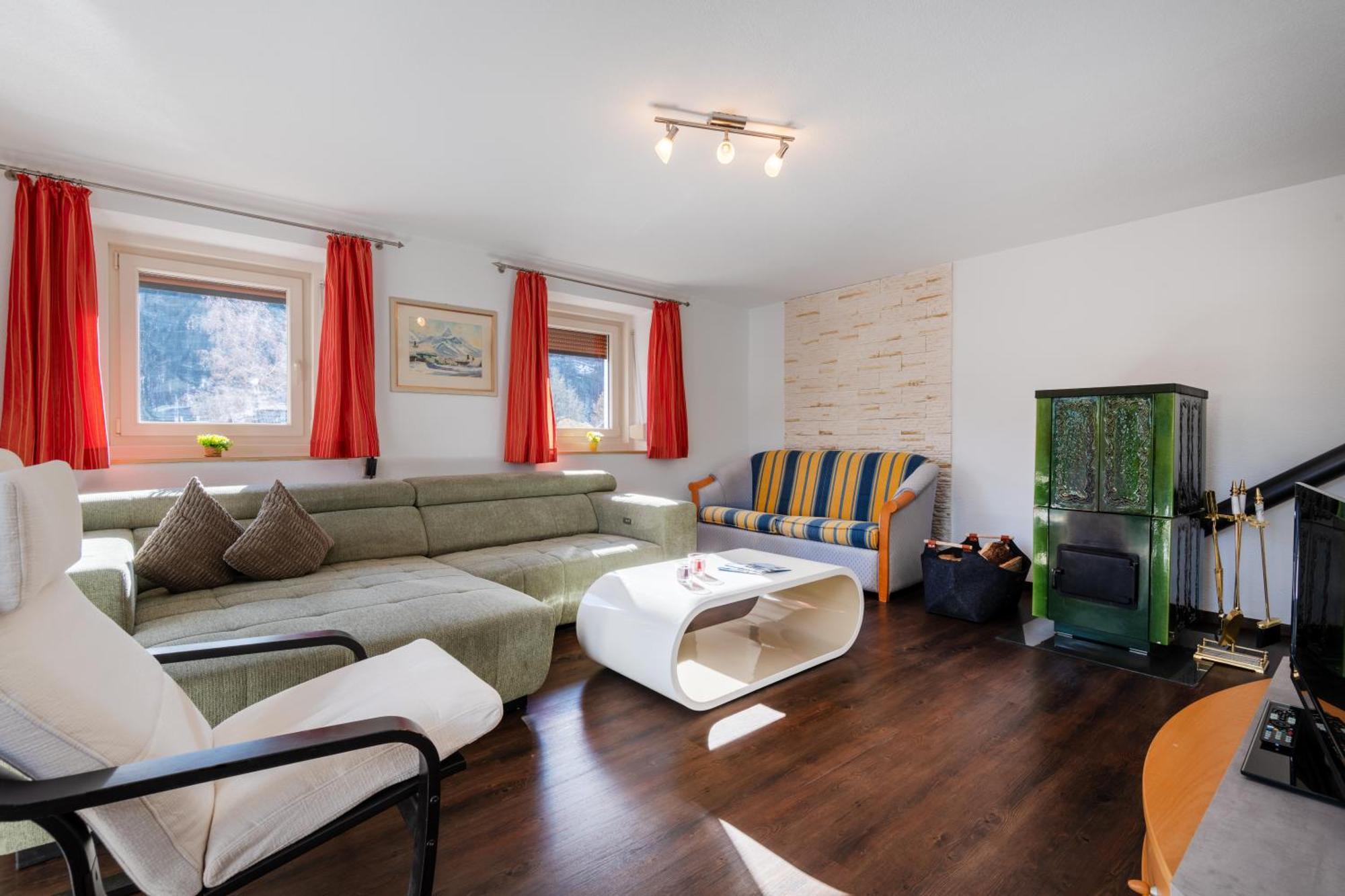 Apartmenthaus Ehrenberg Ehenbichl Buitenkant foto